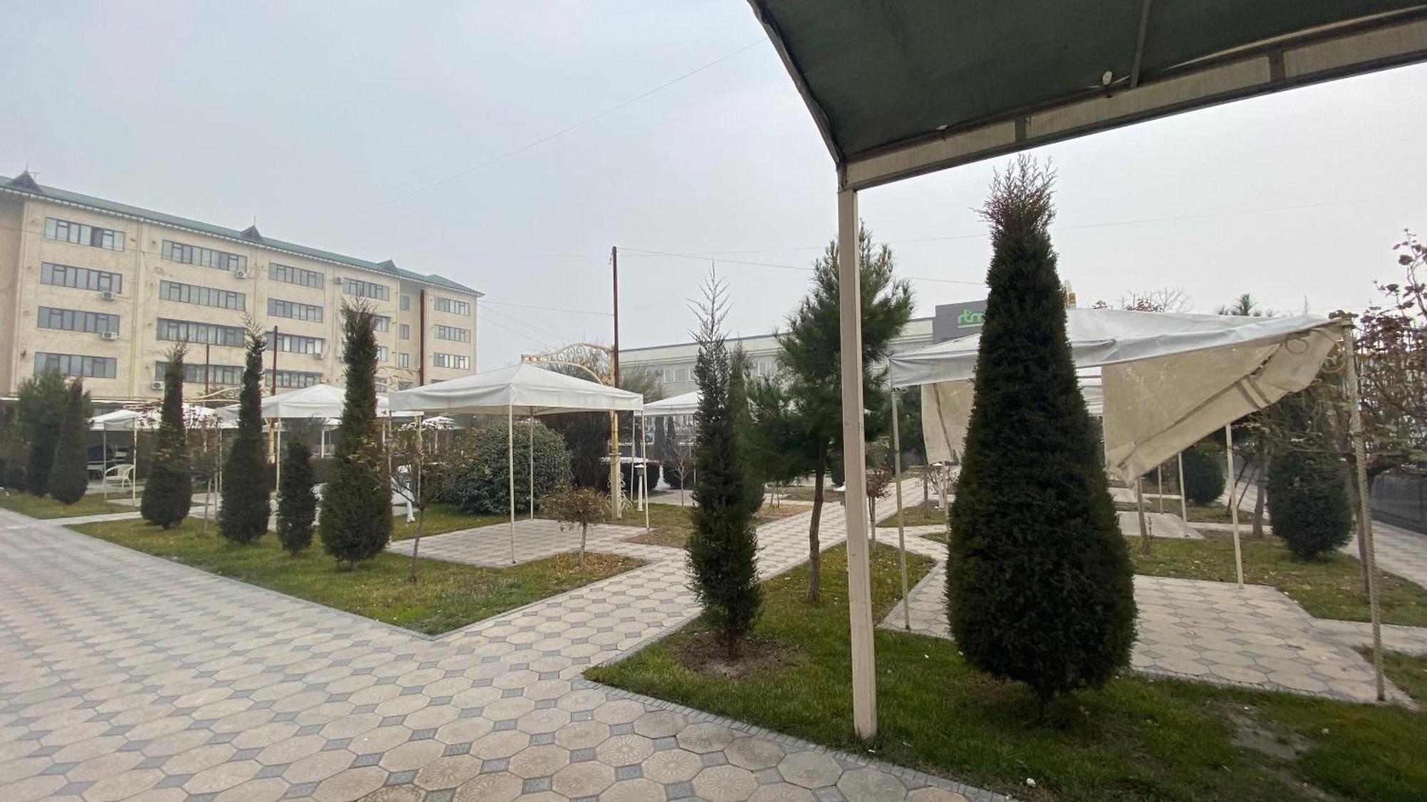 Diyor Hotel Marghilon エクステリア 写真