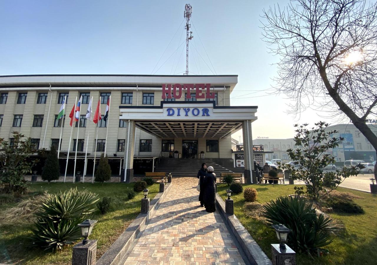 Diyor Hotel Marghilon エクステリア 写真