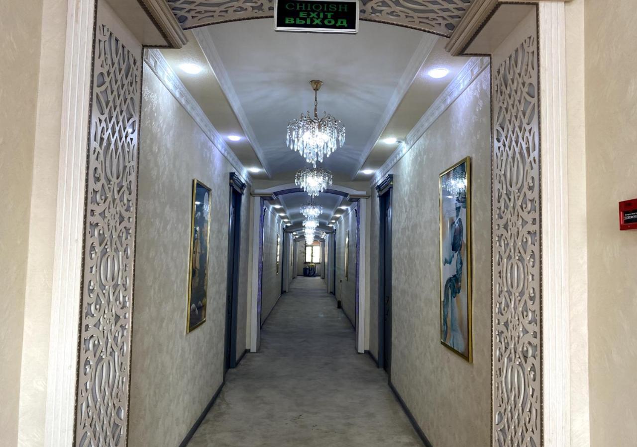 Diyor Hotel Marghilon エクステリア 写真