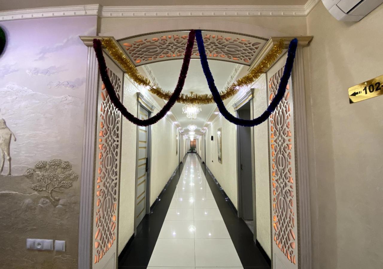 Diyor Hotel Marghilon エクステリア 写真