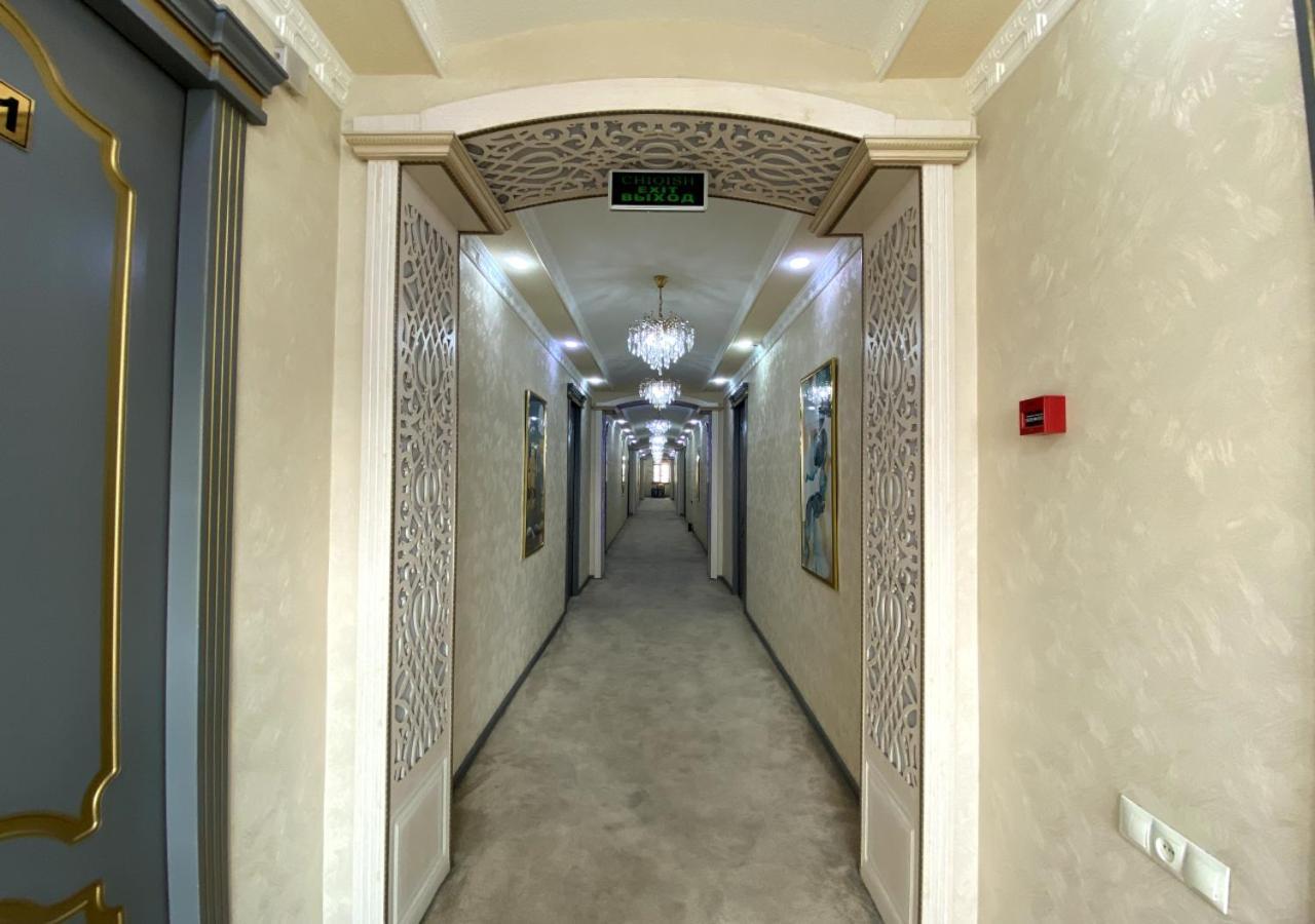 Diyor Hotel Marghilon エクステリア 写真