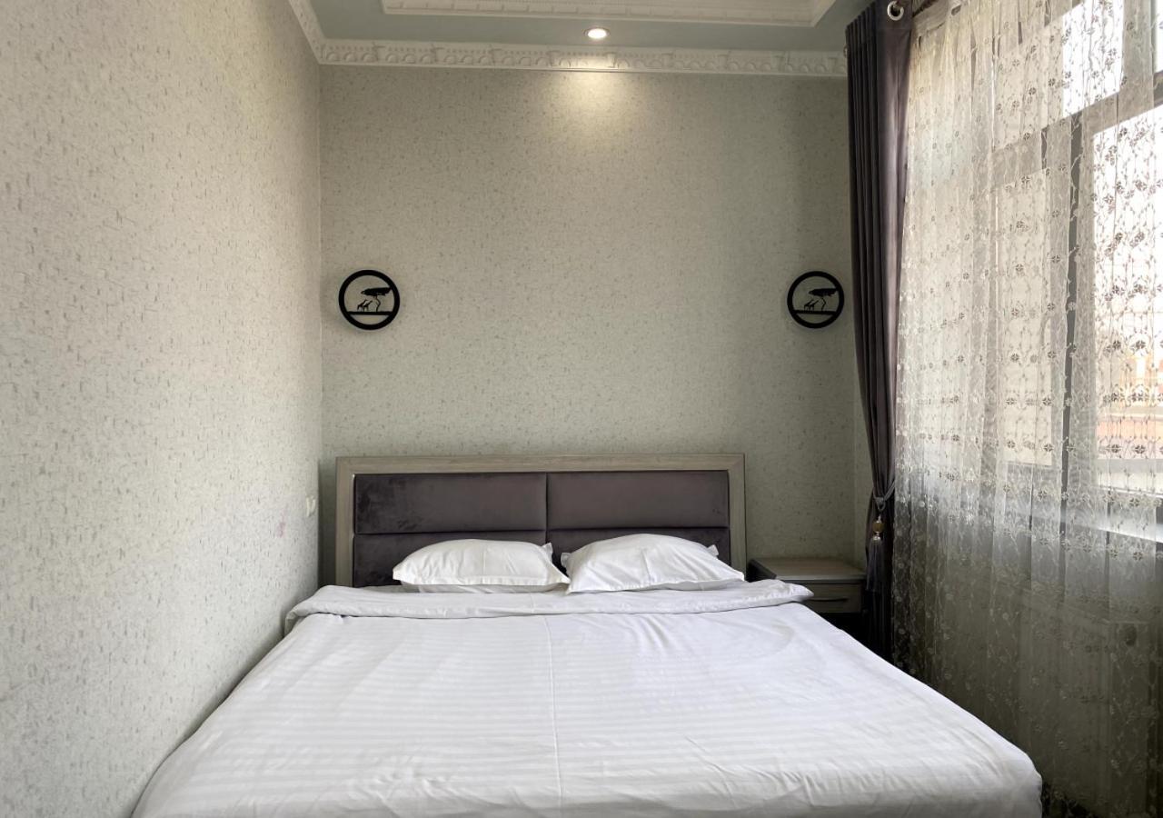 Diyor Hotel Marghilon エクステリア 写真